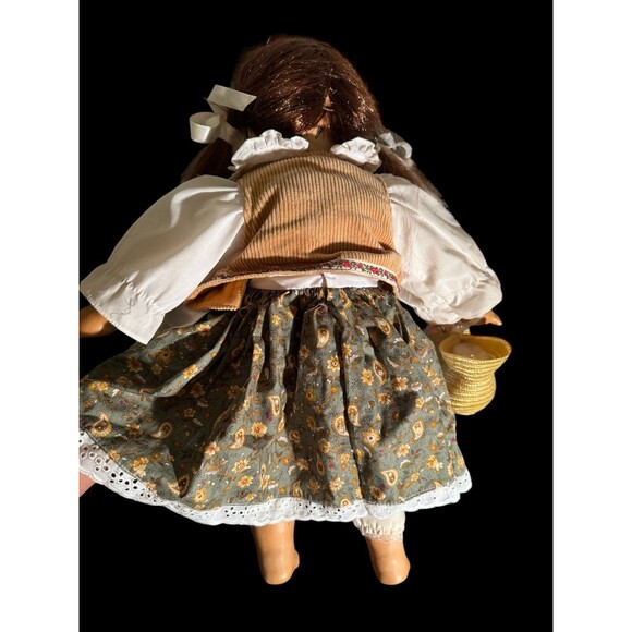 William Tung Wooden Doll Alissa Original Clothing Signed Numbered 260/1500  19” - Picture 3 of 15